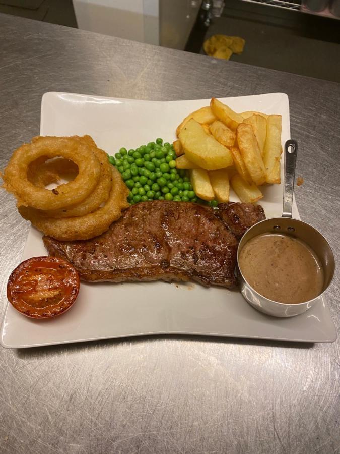The Albert Inn Nairn Luaran gambar